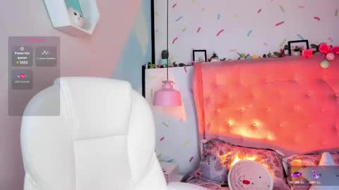 Snapshot of cloe_martinez_ chatting on February 2025 09:04:01 PM Cloe online show from February 2025 09:04:01 PM