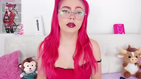 Snapshot of cloee_lovee chatting on May 2026 11:12:01 PM cloee lovee online show from May 2026 11:12:01 PM