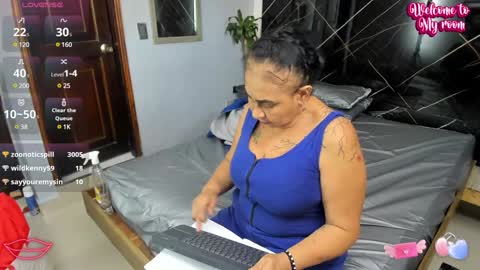 Snapshot of cloee_rabbyt chatting on January 2025 05:54:02 PM CLOE online show from January 2025 05:54:02 PM