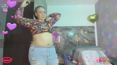 Snapshot of cloee_rabbyt chatting on February 2025 11:32:02 AM CLOE online show from February 2025 11:32:02 AM