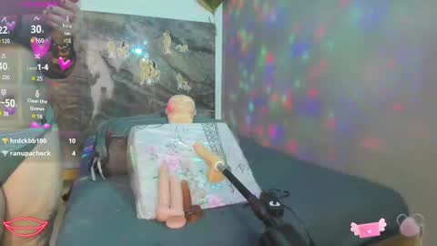 Snapshot of cloee_rabbyt chatting on February 2025 02:35:02 PM CLOE online show from February 2025 02:35:02 PM