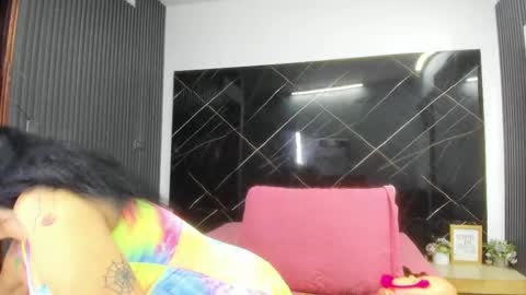 Snapshot of cloee_rabbyt chatting on October 2025 11:17:01 AM CLOE online show from October 2025 11:17:01 AM