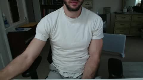 Snapshot of cloud900x chatting on January 2025 05:15:02 PM Cloud online show from January 2025 05:15:02 PM