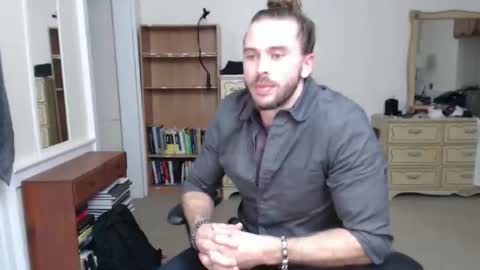 Snapshot of cloud900x chatting on October 2025 03:04:01 AM Cloud online show from October 2025 03:04:01 AM