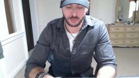 Snapshot of cloud900x chatting on October 2025 06:59:01 PM Cloud online show from October 2025 06:59:01 PM