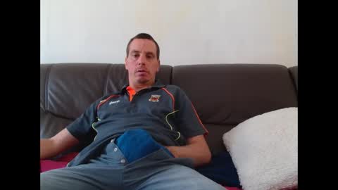 clouplefun online show from October 2025 11:42:02 AM