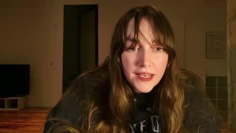 Snapshot of clover_tully chatting on April 2026 08:04:02 AM Clover online show from April 2026 08:04:02 AM