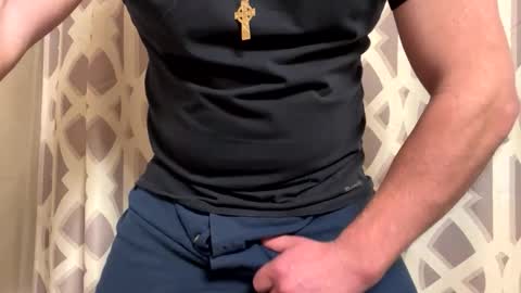 clovershit1 online show from November 2025 02:37:02 AM