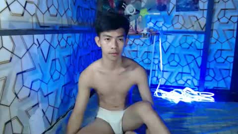 Snapshot of clyde_twinkx chatting on January 2026 07:50:02 PM clyde_twinkx online show from January 2026 07:50:02 PM