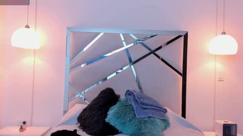 cmila0713 online show from February 2025 08:47:01 PM