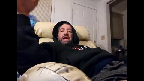 Snapshot of coachg12 chatting on December 2025 01:21:02 AM coachg12 online show from December 2025 01:21:02 AM