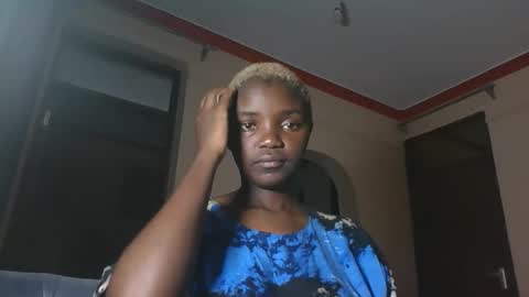 Ninah online show from May 2026 10:28:02 PM