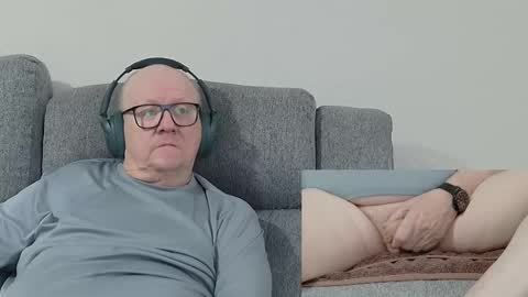 Charlie. online show from November 2025 12:05:02 PM