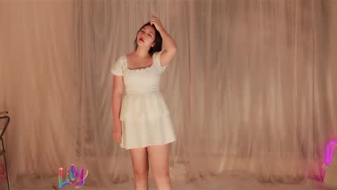 coco2002924 online show from December 2025 02:39:02 AM