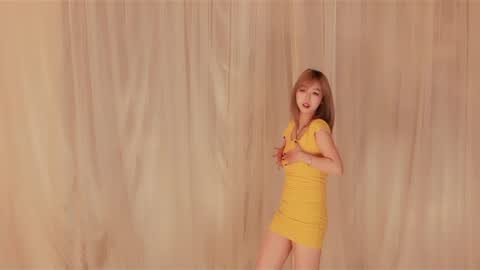 coco2002924 online show from December 2025 04:39:02 AM