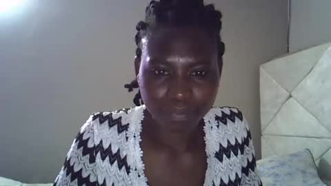 Luna online show from October 2025 08:51:02 AM