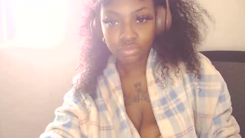 Snapshot of cocochanel197941 chatting on February 2026 06:23:02 PM chanel online show from February 2026 06:23:02 PM