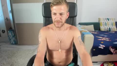 Snapshot of cocojambo04 chatting on August 2026 04:05:02 PM Nicholas online show from August 2026 04:05:02 PM