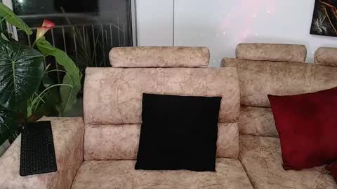 Snapshot of coddy_doll chatting on February 2025 02:35:02 AM Coddy online show from February 2025 02:35:02 AM