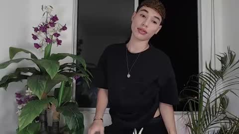 Snapshot of coddy_doll chatting on February 2025 01:53:02 AM Coddy online show from February 2025 01:53:02 AM