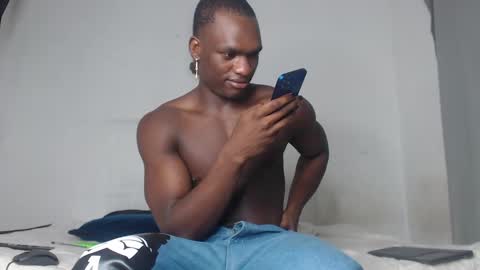 Snapshot of coddy_fit chatting on December 2024 11:53:01 PM cody online show from December 2024 11:53:01 PM