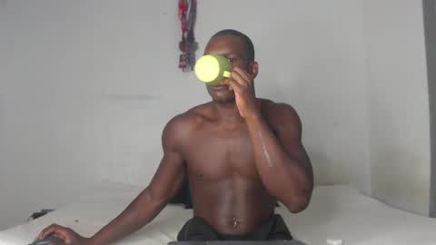 Snapshot of coddy_fit chatting on January 2025 12:02:02 PM cody online show from January 2025 12:02:02 PM