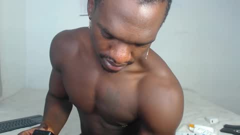 Snapshot of coddy_fit chatting on February 2025 01:16:01 PM cody online show from February 2025 01:16:01 PM