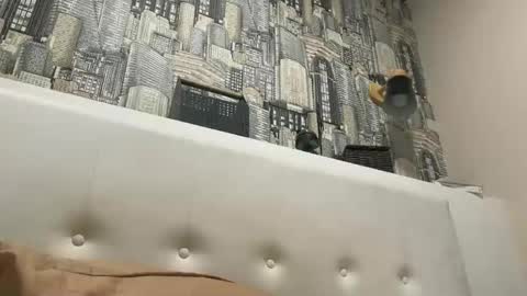 colambus555 online show from December 2025 07:04:02 AM