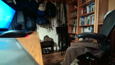 Snapshot of colchuck chatting on January 2025 02:35:02 PM colchuck online show from January 2025 02:35:02 PM