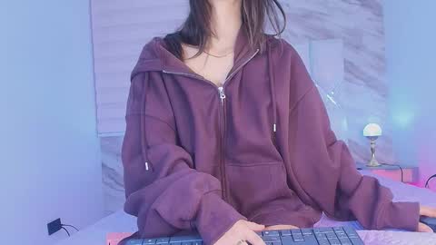 colett online show from November 2025 11:54:01 AM