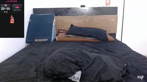 colin_lewisss online show from January 2026 08:25:02 PM