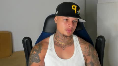 Snapshot of colin_prince2 chatting on December 2024 01:14:01 AM COLIN online show from December 2024 01:14:01 AM