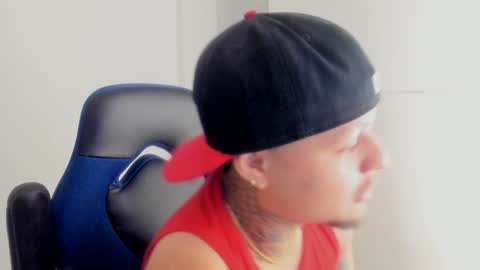 Snapshot of colin_prince2 chatting on January 2025 01:52:01 PM COLIN online show from January 2025 01:52:01 PM