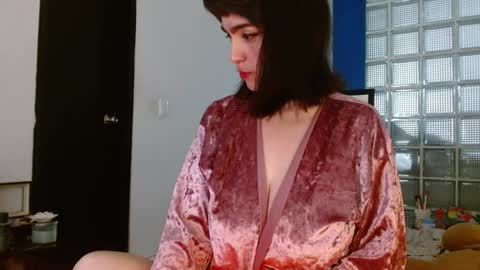 Snapshot of collette_beaufoy chatting on January 2025 02:25:01 PM Collette online show from January 2025 02:25:01 PM