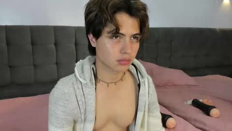 collinstone online show from December 2024 10:55:01 PM