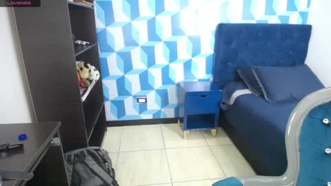 collinstone online show from February 2025 10:43:02 PM