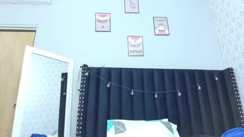  GRETCHEN  online show from February 2025 12:32:01 PM