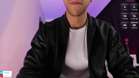 colstorw_ online show from September 2025 10:39:01 AM