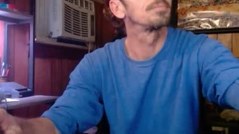 Snapshot of comic_king27 chatting on February 2026 04:09:01 AM Nelson or ComicKing and sometime Peachy143 online show from February 2026 04:09:01 AM