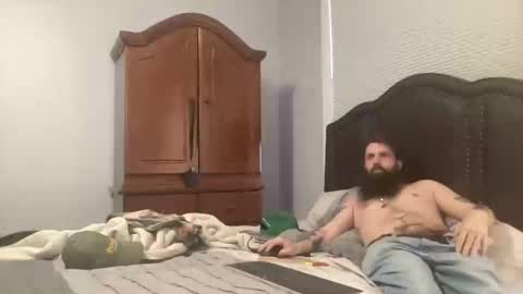 Snapshot of concentralized chatting on February 2025 08:35:02 PM Matt online show from February 2025 08:35:02 PM