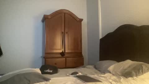 Snapshot of concentralized chatting on February 2025 12:08:02 AM Matt online show from February 2025 12:08:02 AM