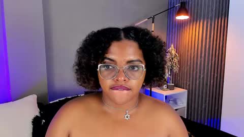 Snapshot of conielaurenth chatting on December 2024 09:12:01 AM conielaurenth online show from December 2024 09:12:01 AM