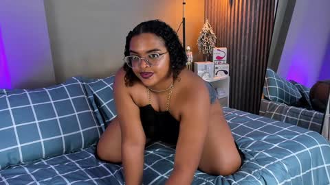 Snapshot of conielaurenth chatting on December 2024 01:11:02 AM conielaurenth online show from December 2024 01:11:02 AM