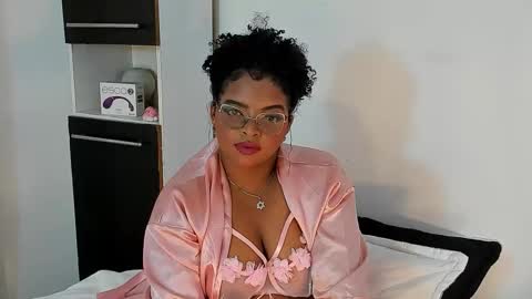 Snapshot of conielaurenth chatting on December 2025 10:02:01 AM conielaurenth online show from December 2025 10:02:01 AM