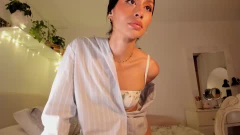 connie    online show from February 2025 04:18:01 PM