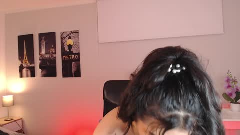 Snapshot of connie_haze chatting on January 2025 11:07:01 PM Connie online show from January 2025 11:07:01 PM