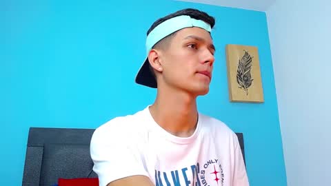 Snapshot of connor_garrett chatting on December 2024 07:07:02 PM Connor online show from December 2024 07:07:02 PM