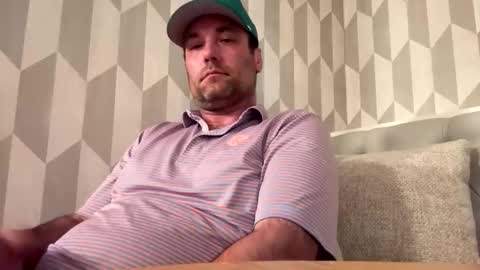 Snapshot of connorg84 chatting on April 2026 03:23:01 AM HebrewHammer online show from April 2026 03:23:01 AM