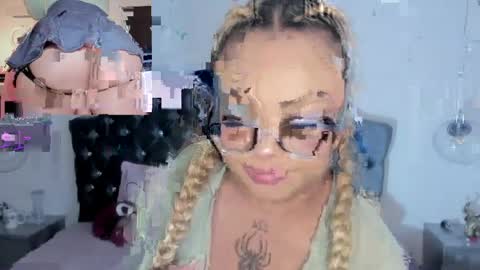 Conny online show from May 2026 04:04:02 PM