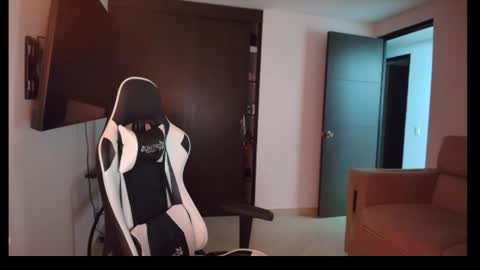 Snapshot of conradgrayson78 chatting on November 2025 11:36:02 PM conradgrayson78 leonandresough online show from November 2025 11:36:02 PM